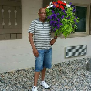 Meet your Posher, Kenneth